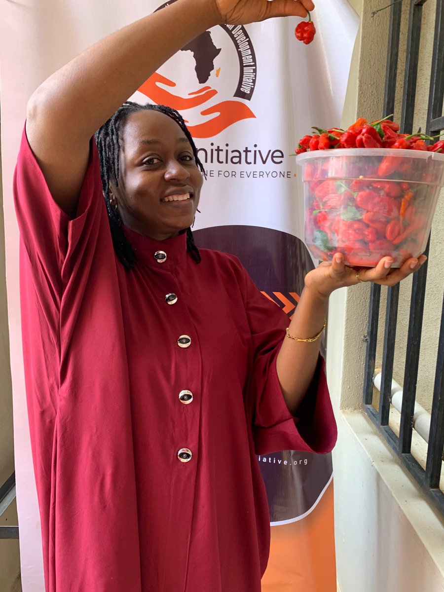 scaadinitiative's tweet photo. Today, we are out on the streets of the beautiful city of Abuja celebrating World Food Day. We are marking the day by sharing fresh and healthy food with members of our community because everyone deserves good food to thrive.
#WorldFoodDay #BetterFoodBetterFuture #ZeroHunger https://t.co/ZEOZtBh5JX