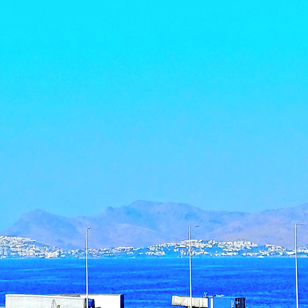 Lockolike's tweet image. A trip out to Kos town today. Reasonably clear views across to Turkey.  #Kos