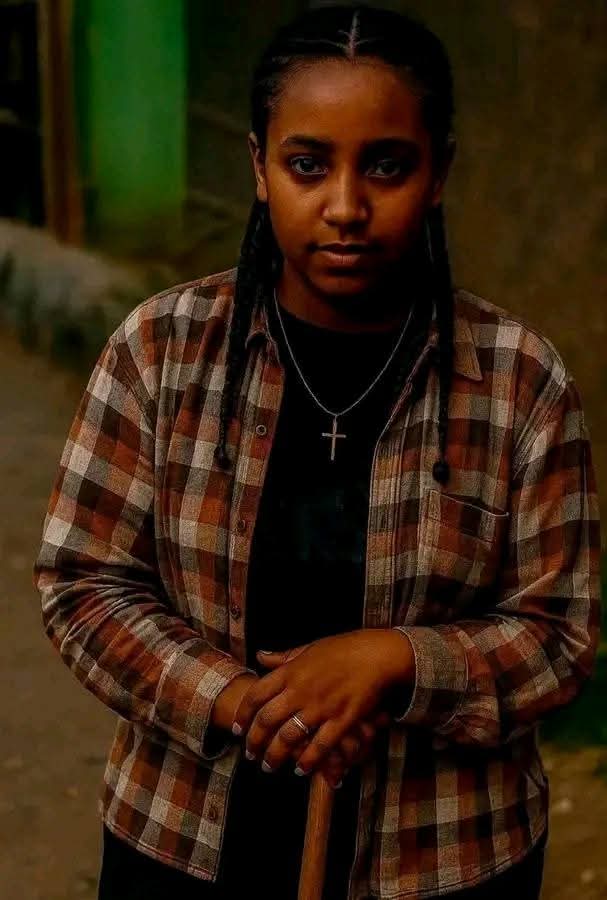 AsayeDerbie's tweet photo. በራያ ግንባር እየተደረጉ ባሉ ተጋድሎዎች የተሰዋችው ፋኒት ትግስት ወዳጅ ይመር አንደኛው ጡቷ በፋሽስቱ አገዛዝ ሰራዊት መቆረጡን የሚያሳይ ፎቶ አይቼ 😭 
ወይኔ እኅቴን❗️ https://t.co/NYApIBthn7