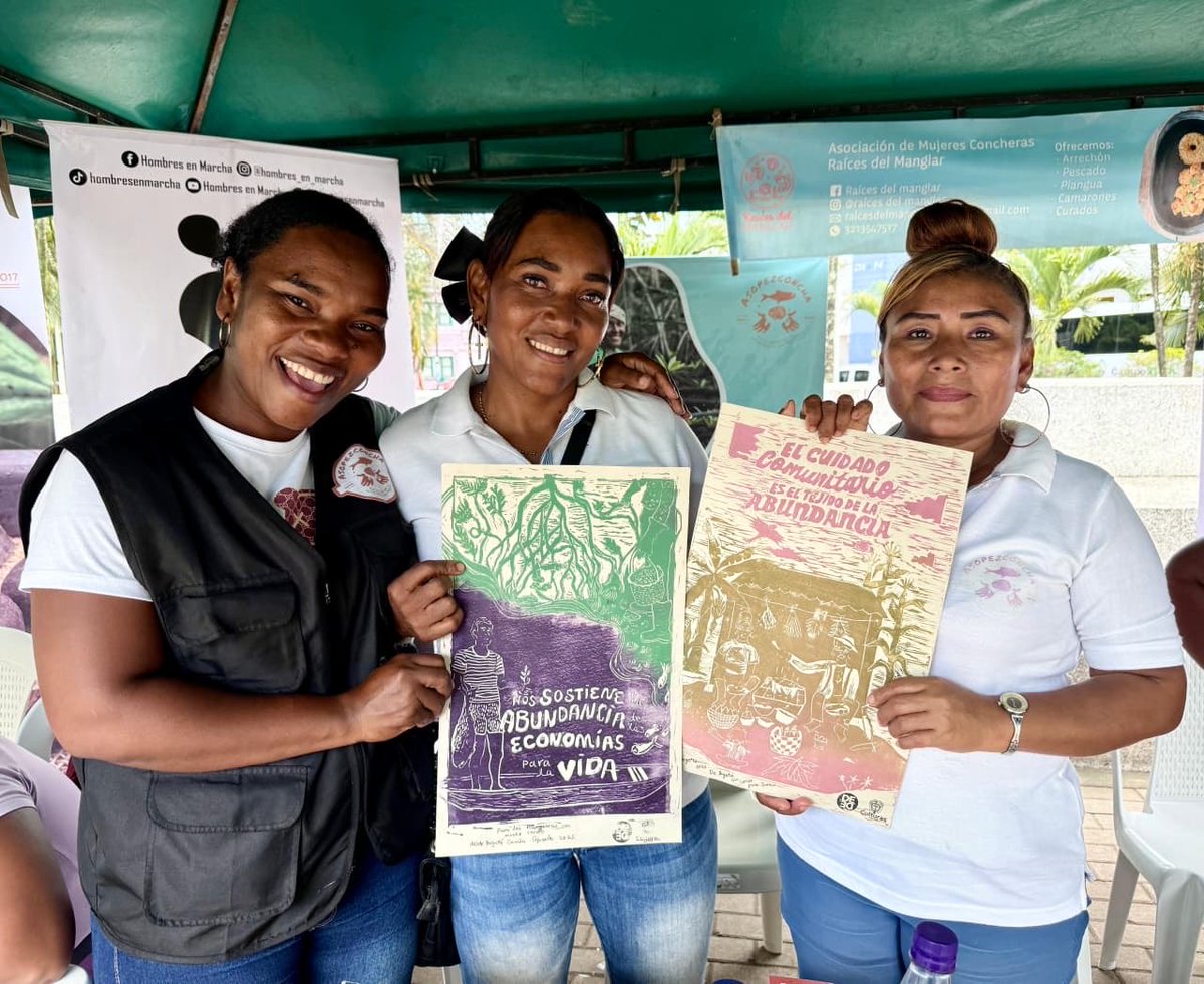 MisionONUCol's tweet photo. #Nariño | En el marco del Día de las #MujeresRurales celebramos su resiliencia y rol transformador desde cada rincón de la Costa Pacífica junto a @distritotumaco, @ONUMujeresCol y colectivos de lideresas y defensoras negras, afros, indígenas y campesinas en #Tumaco. 🧵 https://t.co/kYiUGtIsAy
