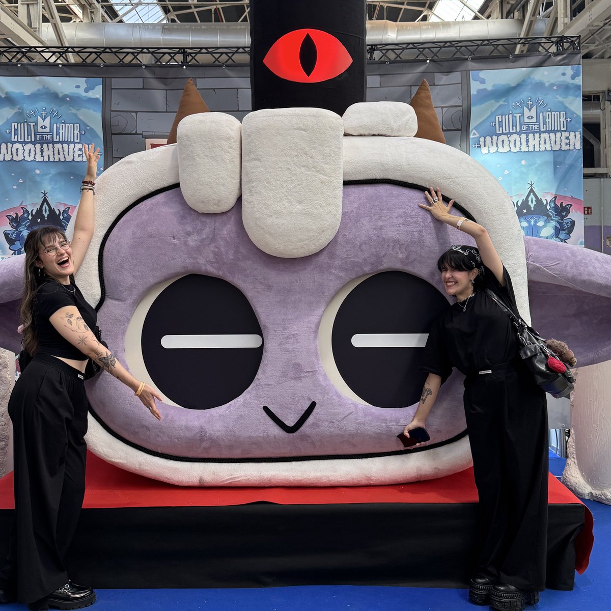 Aún con el corazón llenito después del eventazo de la semana pasada.

Gracias a Laura, Dani y todo su equipo de <a href="/bcngamefest/">BCN Game Fest</a> por reunir a tanta gente de la industria y recordarnos que aún hay esperanza (y mucha piña) en estos tiempos revueltos 💛