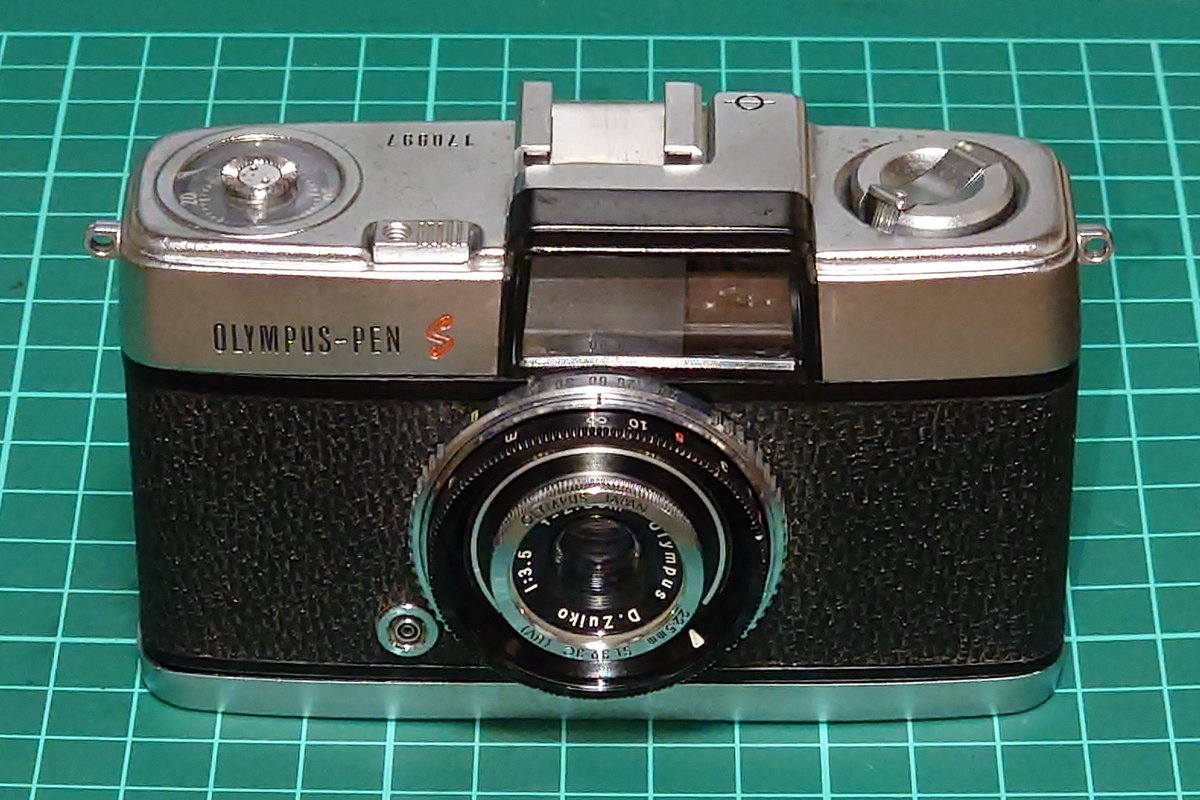 ✨極美品✨オリンパス E-PL6❤️ショット数わずか1,473回！ ❤️いつでも私はPENと一緒！❤️オリンパス E-PL6 ❤️