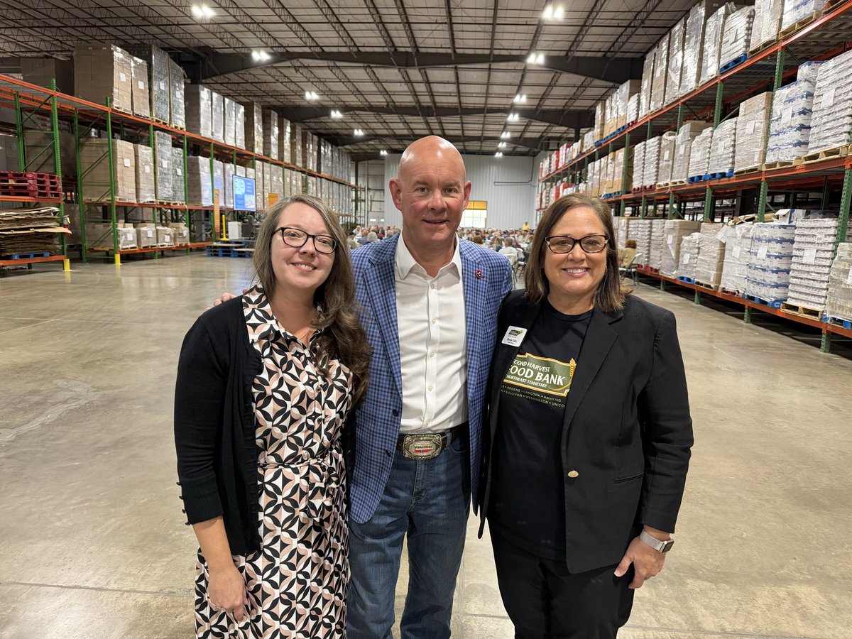 Comptroller <a href="/JasonMumpower/">Jason Mumpower</a> visited with the great people of Second Harvest Food Bank of Northeast Tennessee today. He thanked them for their hard work on behalf of the community.