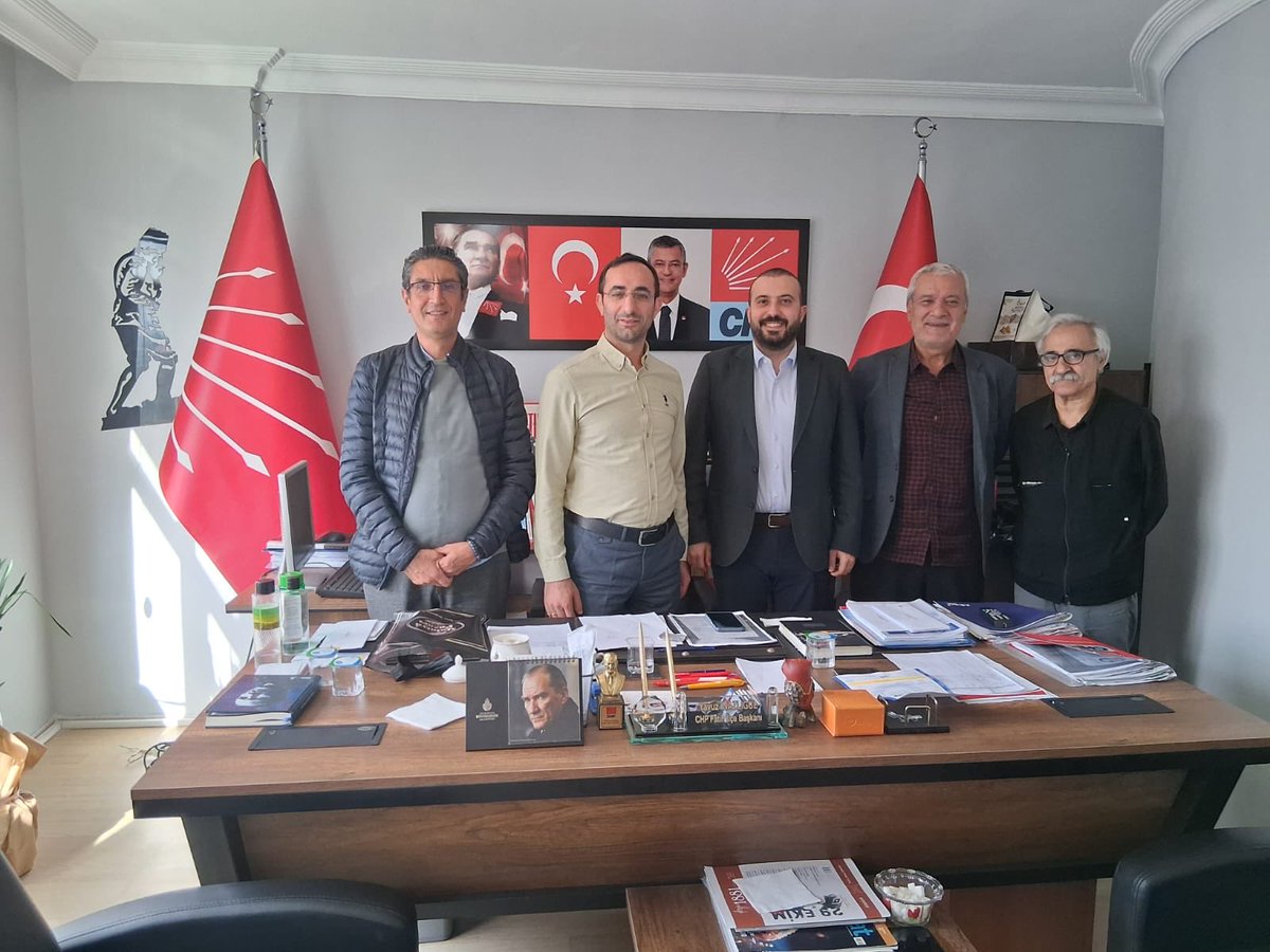 Parti Meclis Üyemiz  Ozan Işık ilçemize hayırlı olsun ziyaretinde bulundu.

Ziyaretlerinden dolayı değerli başkanıma teşekkür ediyorum.

Direnişin ve umudun partisi Cumhuriyet Halk Partimizi iktidara getirmek için var gücümüzle çalışacağız.