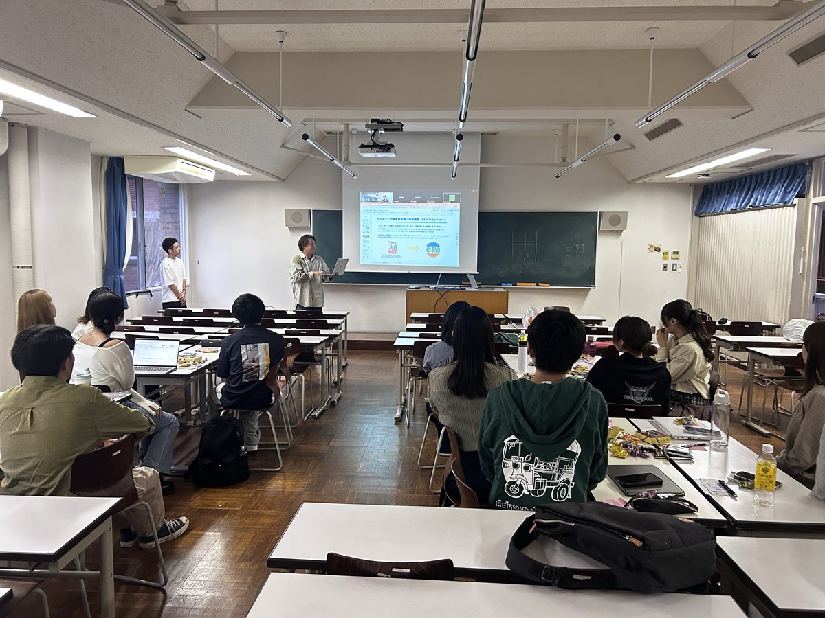 NGOaoi's tweet photo. 夏休みも終わり、新学期の活動が始まりました！

10/11にはOBOG会があり、３期生の先輩をはじめ10人の先輩方が参加しくださり、今の活動や悩みを共有し当時の話やアドバイスをしていただきました！

あおいが21期まで無事続いているのは周りの支えのおかげです！これからも応援よろしくお願いします！ https://t.co/KrXMokz9Ap