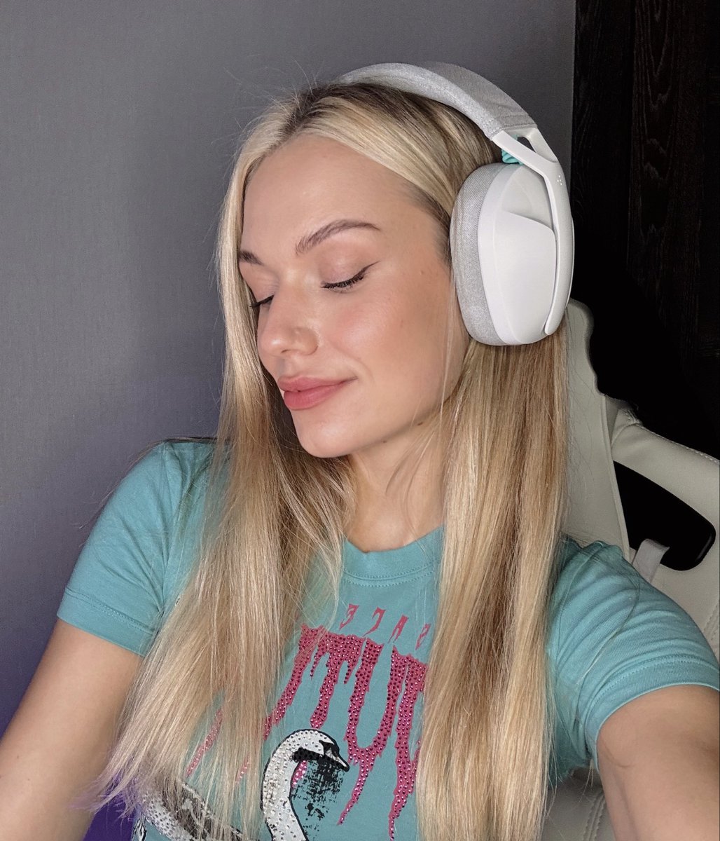 TonyaPredko's tweet image. Представляю новинку, яку варто почути — Logitech G321.
Легка, комфортна й створена для геймерів, які грають не годинами, а марафонами
#LogitechG