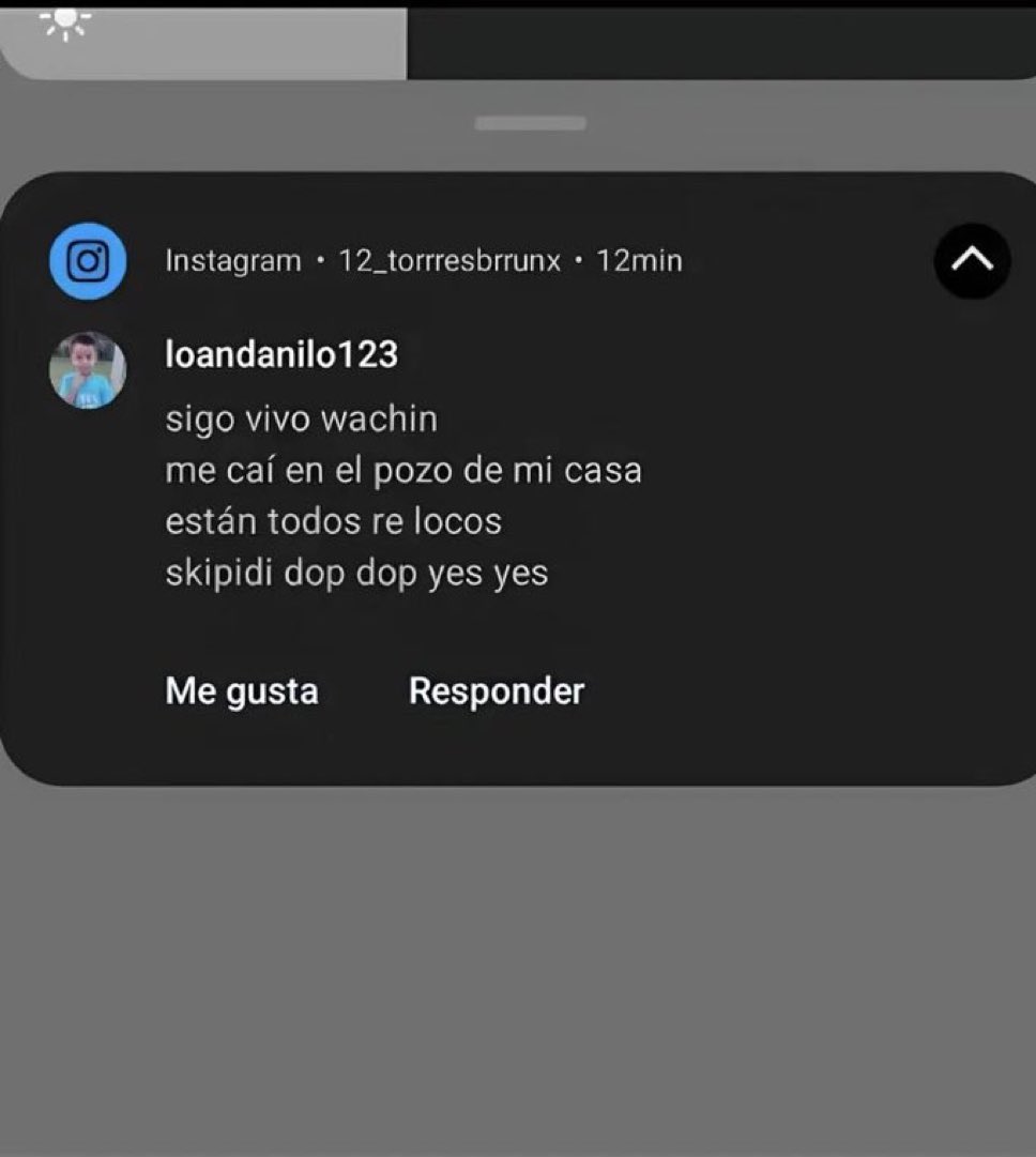 aca en el laburo (@lucaassiann) on Twitter photo 