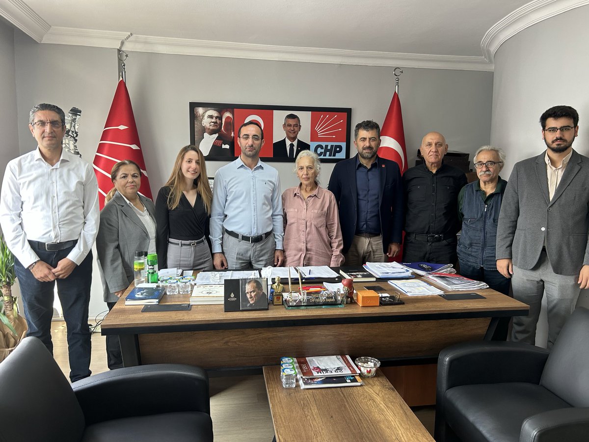 Parti Meclis Üyemiz,değerli yol arkadaşım Mahir Yüksel  ilçemize hayırlı olsun ziyaretinde bulundu.

Ziyaretlerinden dolayı değerli başkanıma teşekkür ediyorum.

Direnişin ve umudun partisi Cumhuriyet Halk Partimizi iktidara getirmek için var gücümüzle çalışacağız.