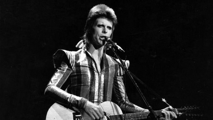 David Bowie performing as Ziggy Stardust in 1973