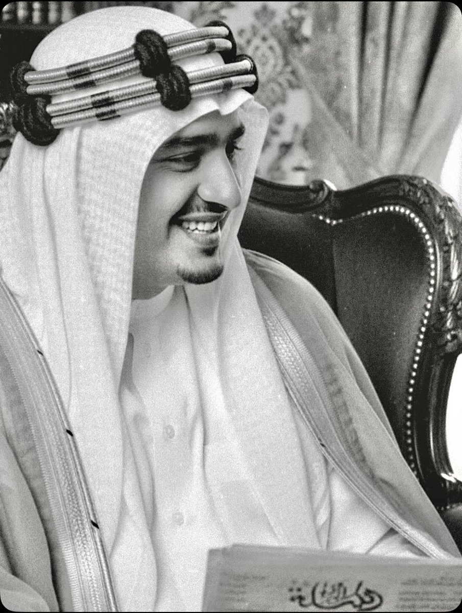 📸 | صورة تنشر لأول مرة 
لخادم الحرمين الشريفين 
#الملك_فهد رحمه الله 

كم سترت من العرب ❤️💔

دعواتكم للملك الغيور على دينه ووطنه
#الملك_فهد رحمه الله 
في #يوم_الجمعة 

#عبدالعزيز_بن_فهد