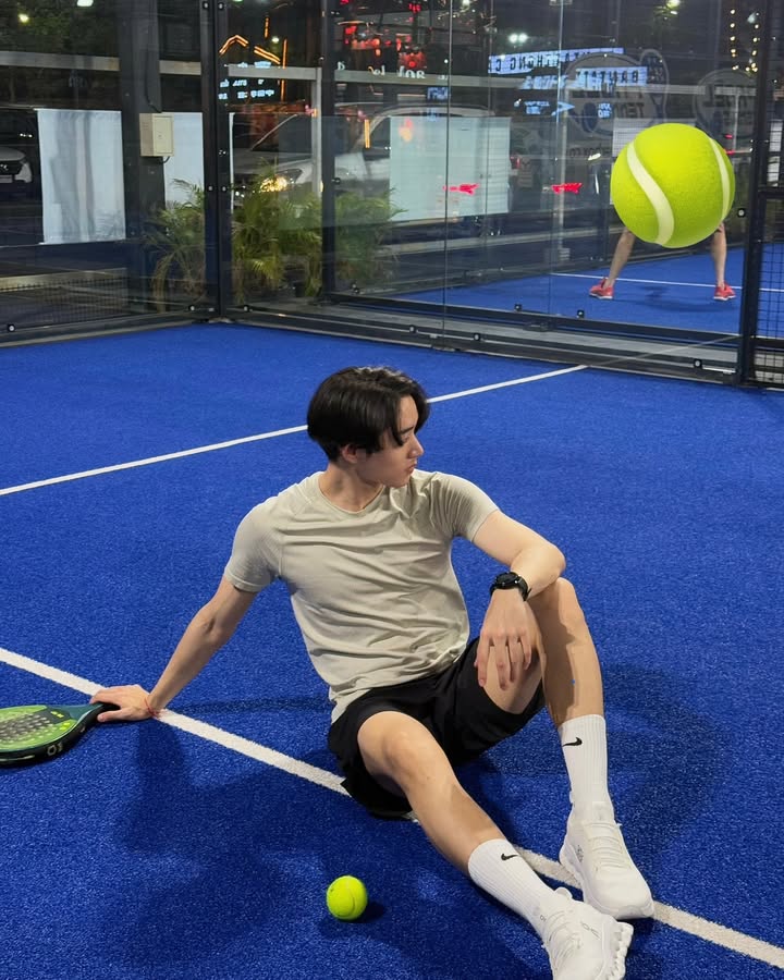 yearcning's tweet photo. 🎾 https://t.co/guy5zlKpHD