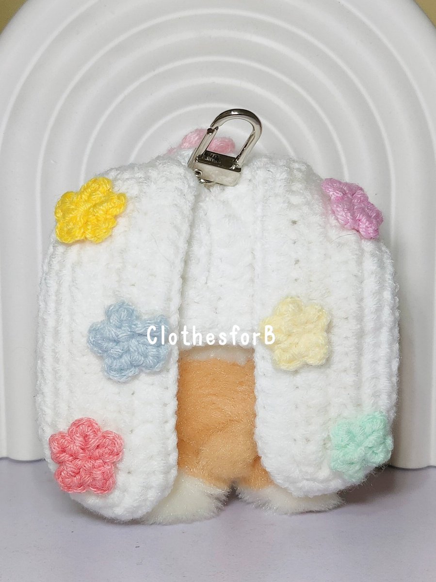 ClothesforB's tweet photo. NEW BEANIE 😻

t. teolaegi keyring 터래기 키링 옷 백현 엑소 인형 Baekhyun clothes https://t.co/gG660SuaqA