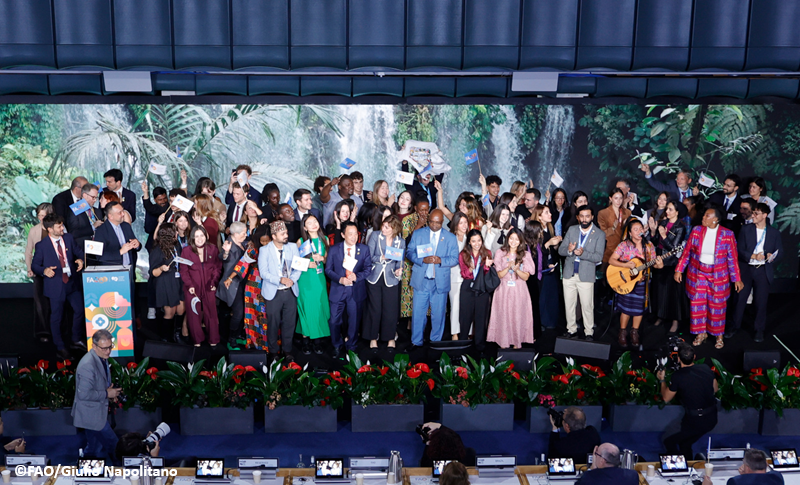 FAODG's tweet photo. The 5th #WorldFoodForum has been extraordinary — a transformative global movement driven by youth, leaders of today working #HandInHand with all of us. It was not just talk, but new investments, partnerships, and possibilities. Let’s carry this momentum forward! #FAO80 #4Betters https://t.co/TXQqyxxNgY