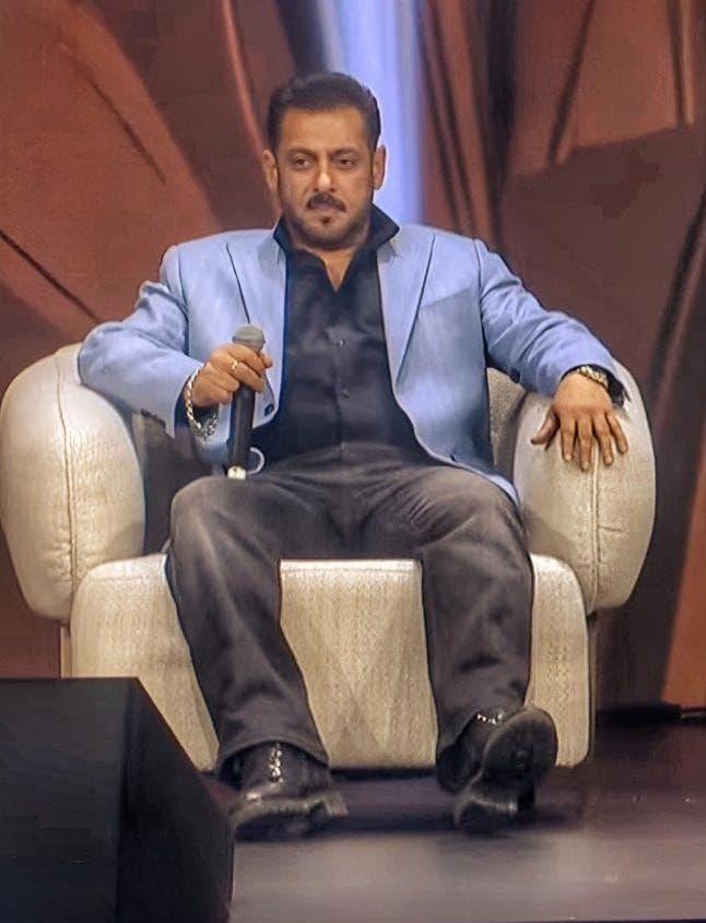 The amount of Aura and Swag this man carry is insane🔥 #SalmanKhan