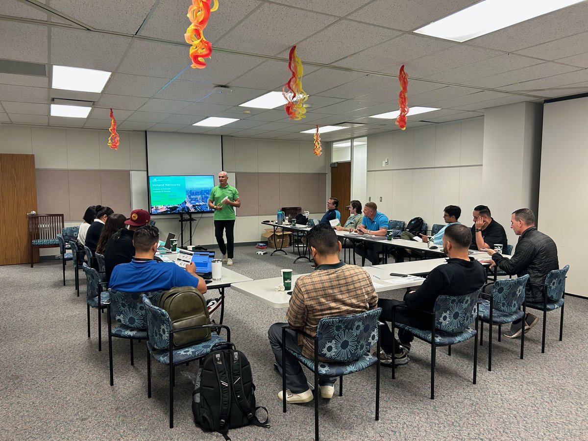 InHandNetworks's tweet image. Great week in Florida! ☀️
Two Lunch &amp;amp; Learn sessions in Fort Lauderdale &amp;amp; Miami with @ATTBusiness and All Ways Wireless.
Thanks to our valued partners for the collaboration!

#InHandNetworks #ATTBusiness #Connectivity #Partnership