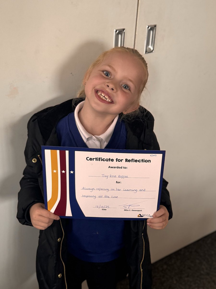MissSmith2MS's tweet photo. Well done to our Star of the Week Ivy-Rose ⭐ keep up the good work 😊 https://t.co/AEA4qJihbc