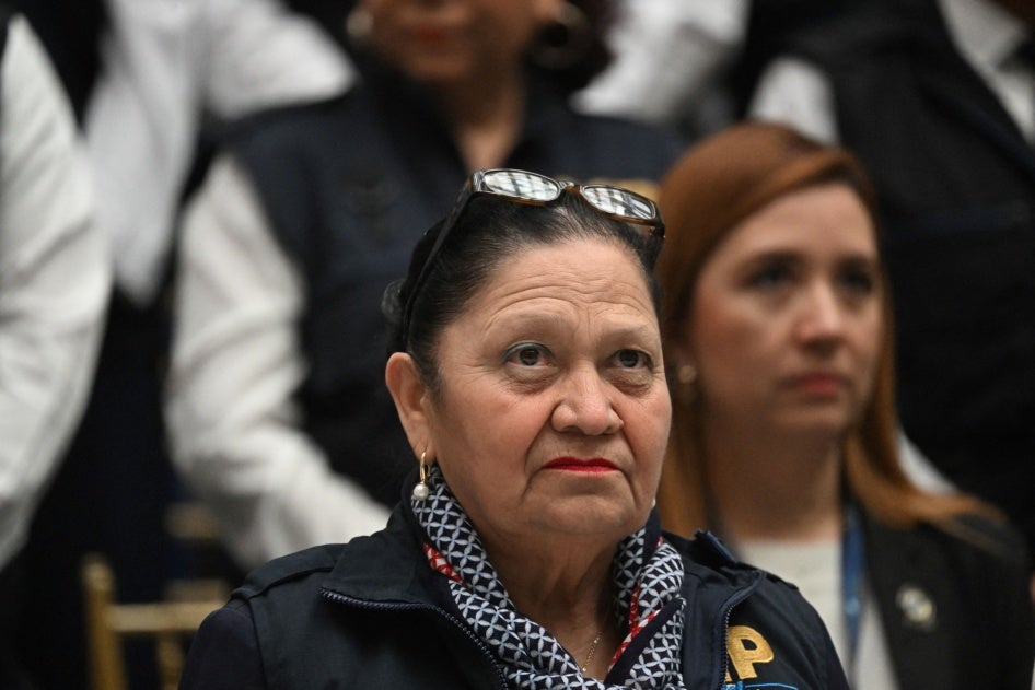 Ricigt1's tweet photo. 💥🇺🇸 Un nuevo informe del Departamento de Estado de EE. UU. señala que las acciones de la fiscal general #ConsueloPorras han obstaculizado y revertido los avances en la lucha anticorrupción ⚖️.

📉 El reporte destaca el retroceso del #MP, la impunidad en casos de corrupción y cómo se ha desmantelado el trabajo que inició la #CICIG 🕵️‍♂️.

📸 Fuente: @PrensaComunitar