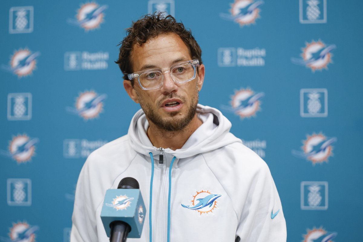 UnderdogNFL's tweet photo. Mike McDaniel on trade speculation involving Dolphins players:

"All rumors for Miami Dolphins players are baseless, currently." https://t.co/6awLmYDpyP