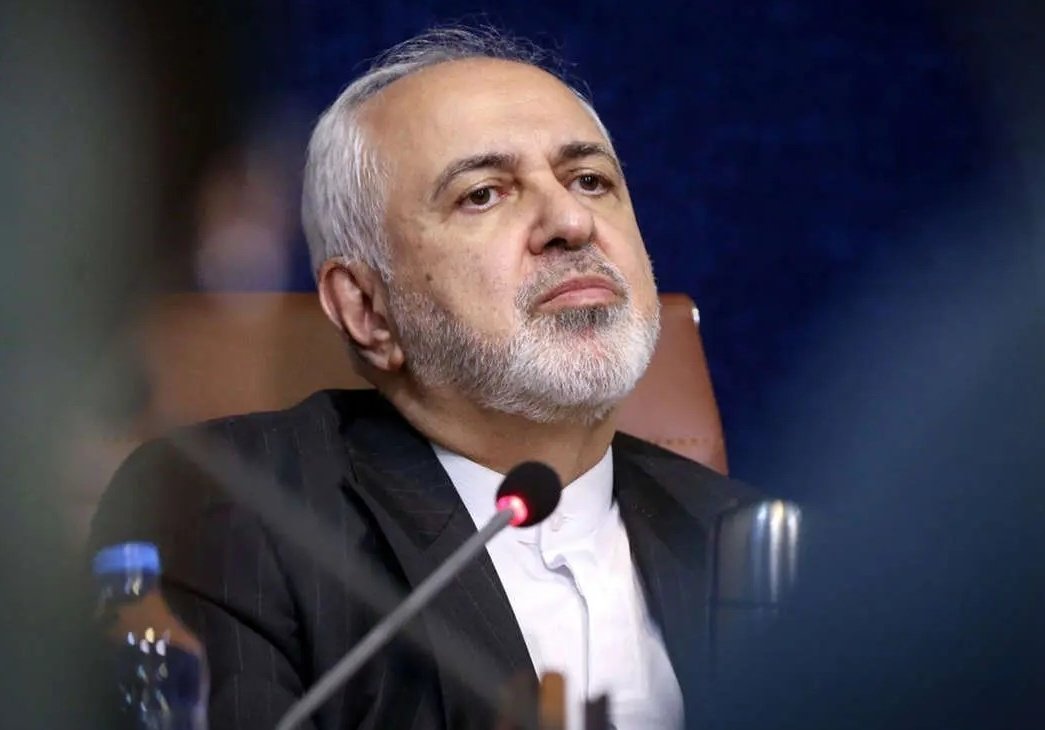 kh_vafaee4's tweet photo. آقای ظریف میدونی روابط ایران روسیه خط قرمزِ امنیت ملیه‌ ولی بازم توپ رو میندازی تو زمینِ دشمنی که منتظرِ چنین مصاحبه هایی هست؟ https://t.co/hgxK20avim