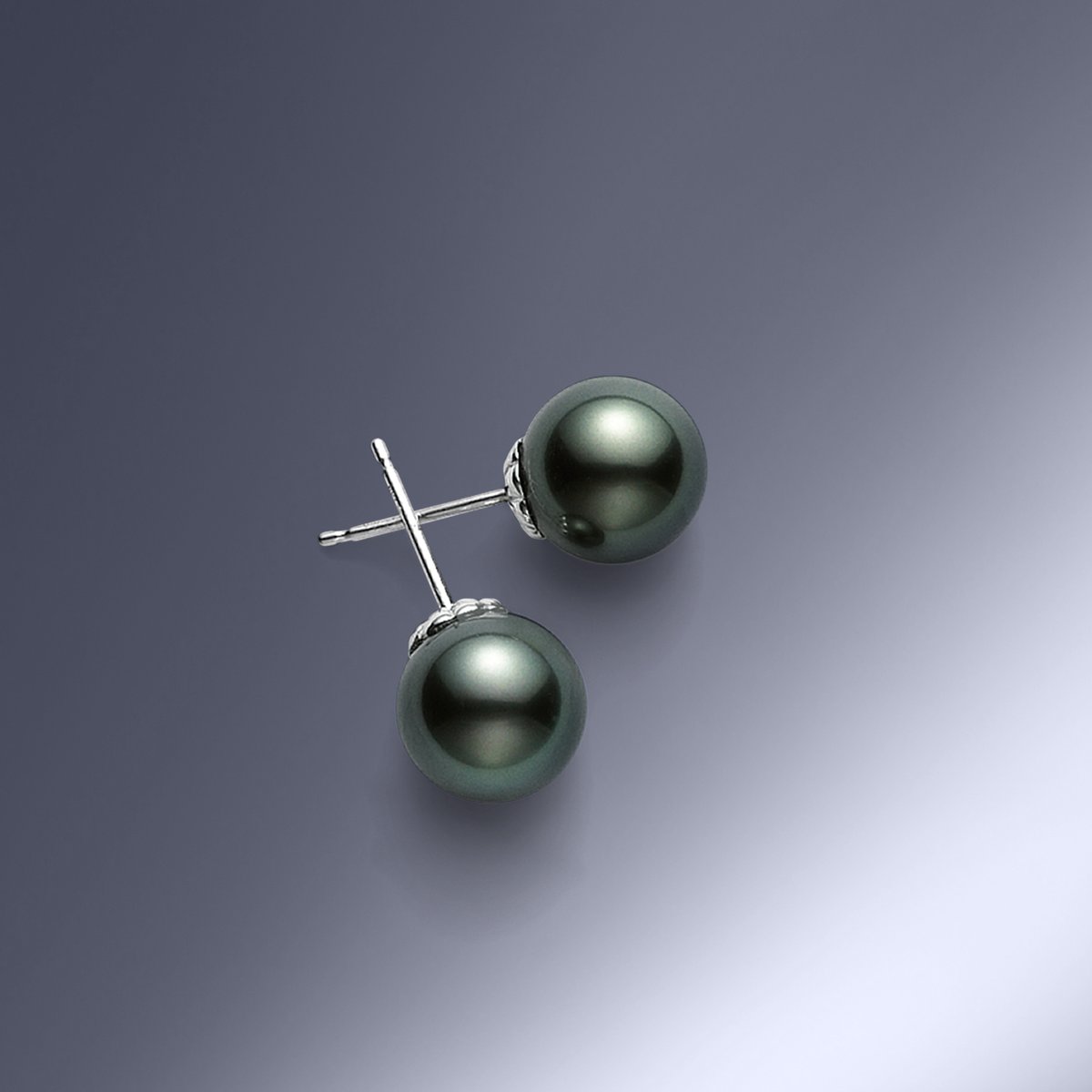 Coveted for their natural midnight glow, Black South Sea cultured pearls capture the mystery of the ocean and the artistry of fine jewelry. Each rare gem is a lasting symbol of sophistication and strength.

#MIKIMOTO 

Explore: mikimotoamerica.com/us_en/jewelry/…