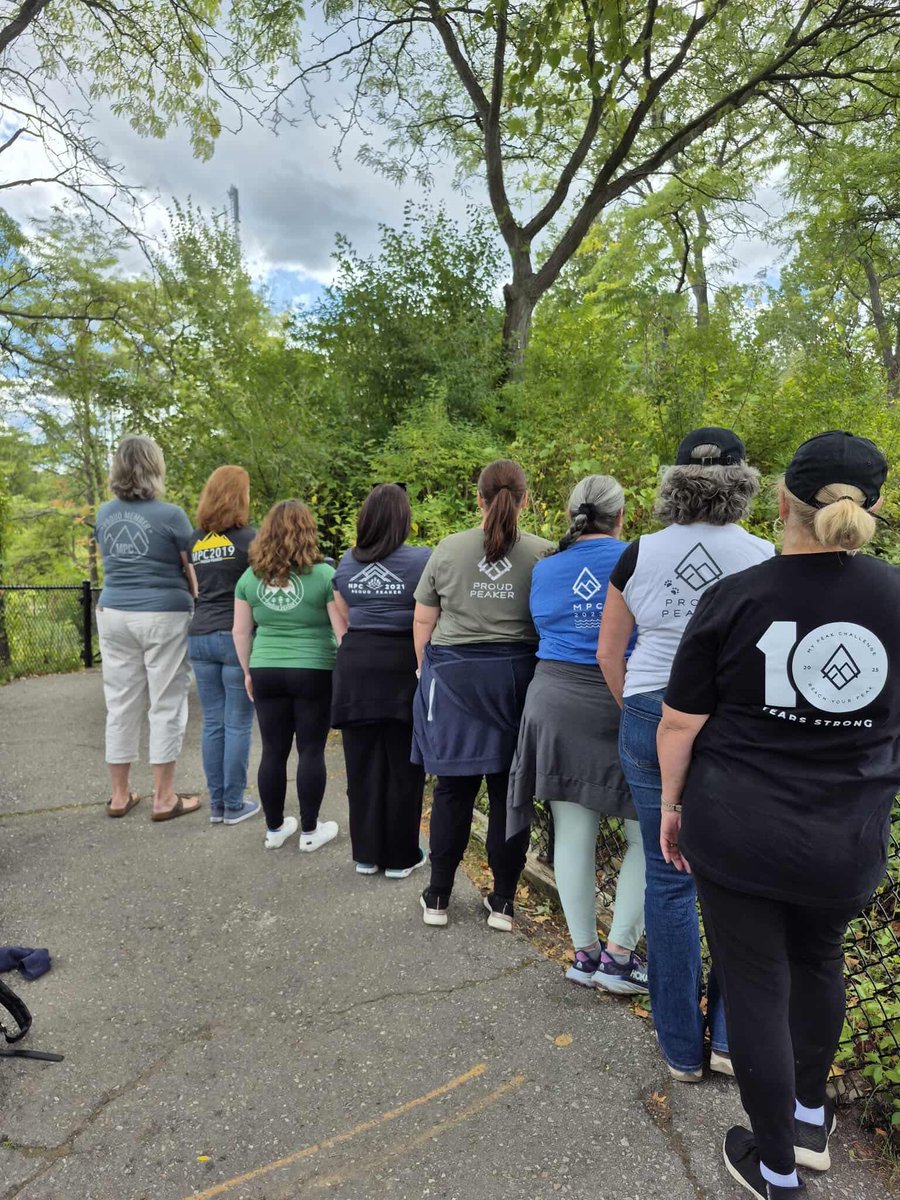MyPeakChallenge's tweet image. Rocking our #MPC membership shirts through the years — proving Peakers only get stronger with time! 💥 #ReachYourPeak

#MyPeakChallenge #SamHeughan