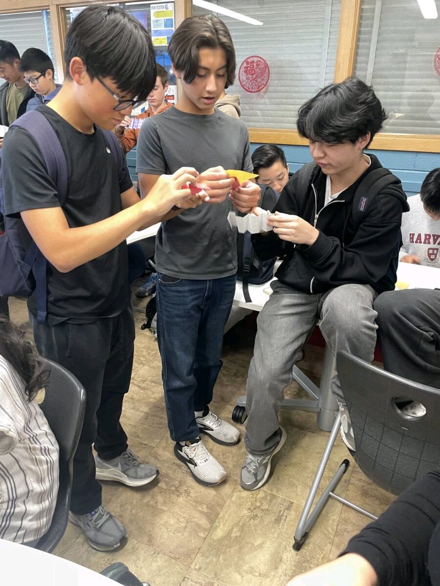 AACA club had an awesome turnout as we celebrated Diwali by learning how to make paper lights! Diwali celebrates light over darkness.

#MineolaProud