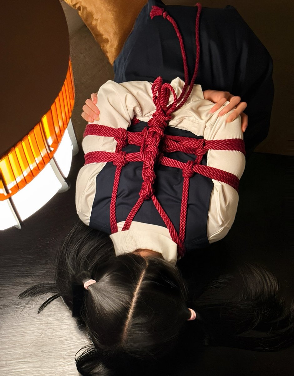 Daddy I promise I won't skip classes anymore📕🪢