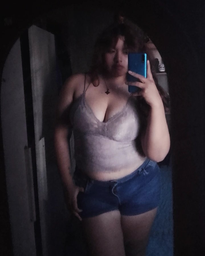 Ehuna4's tweet image. 👅
#CaratSelcaDay #MINGYU