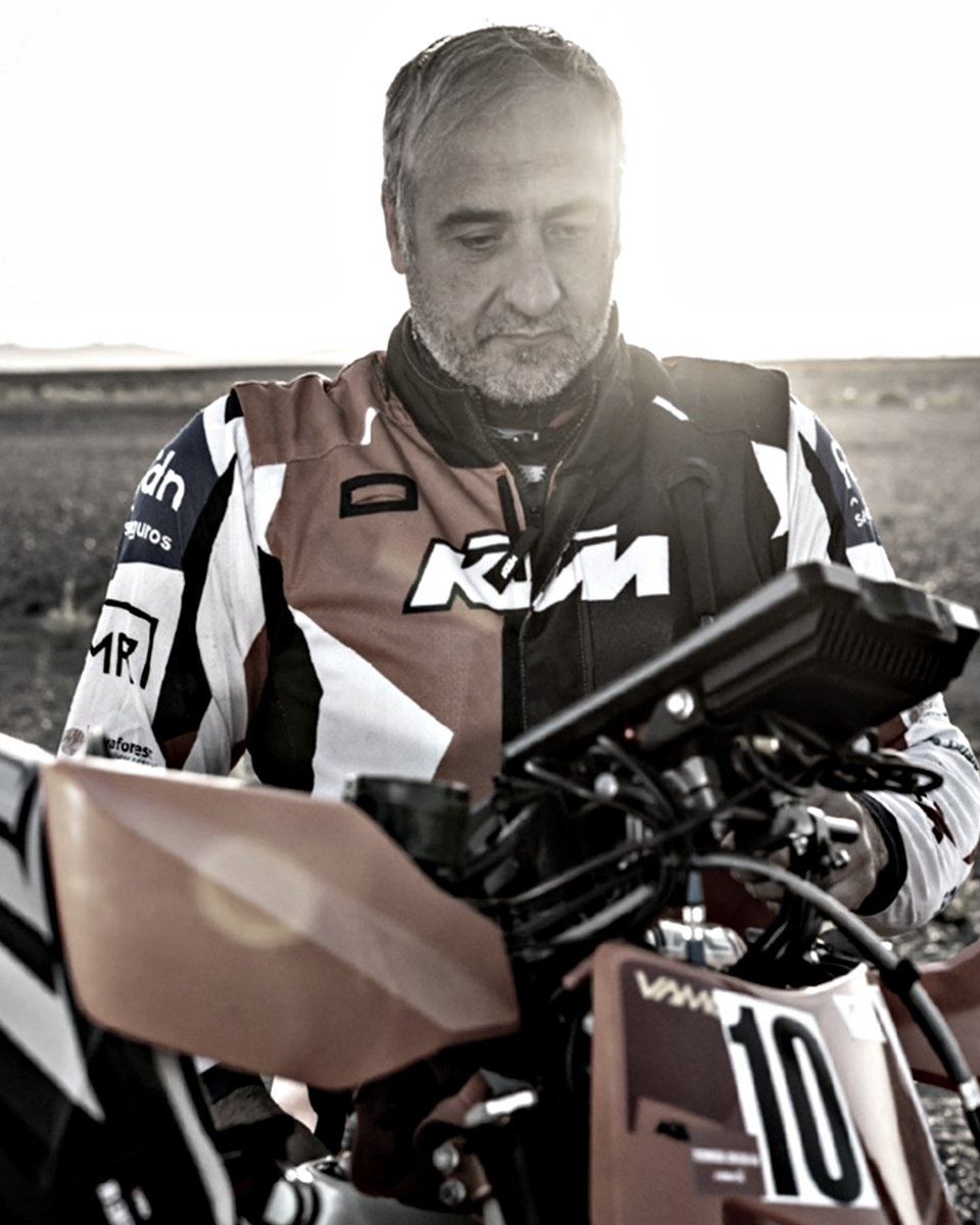 Faleceu o piloto português Jorge Brandão após um acidente na última etapa do Rali de Marrocos. Tinha 46 anos.

Que descanse em paz 🙏
