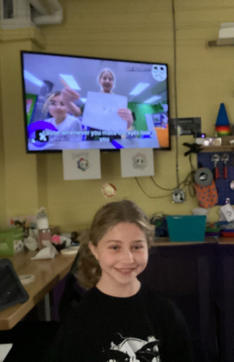 MOndecko's tweet image. 4th Grade Algorithm/Canva/iMovie Project #digitallysmartkids