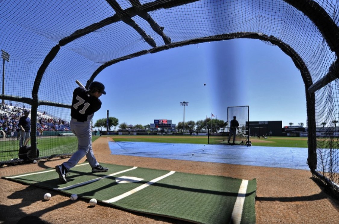 Tired of scheduling ahead an paying full price for lessons and rentals.........Click below to join our Facility Membership!  Walk in cage time, discounts on lessons and classes!

centerfieldacademy.com/membership