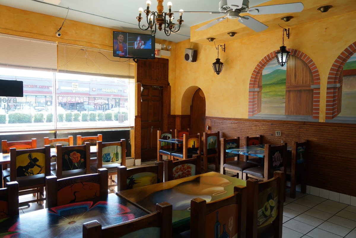 Belmont Cragin business owners are begging for support as ICE fears devastate sales and closures loom. blockclubchi.co/4ouCMAR