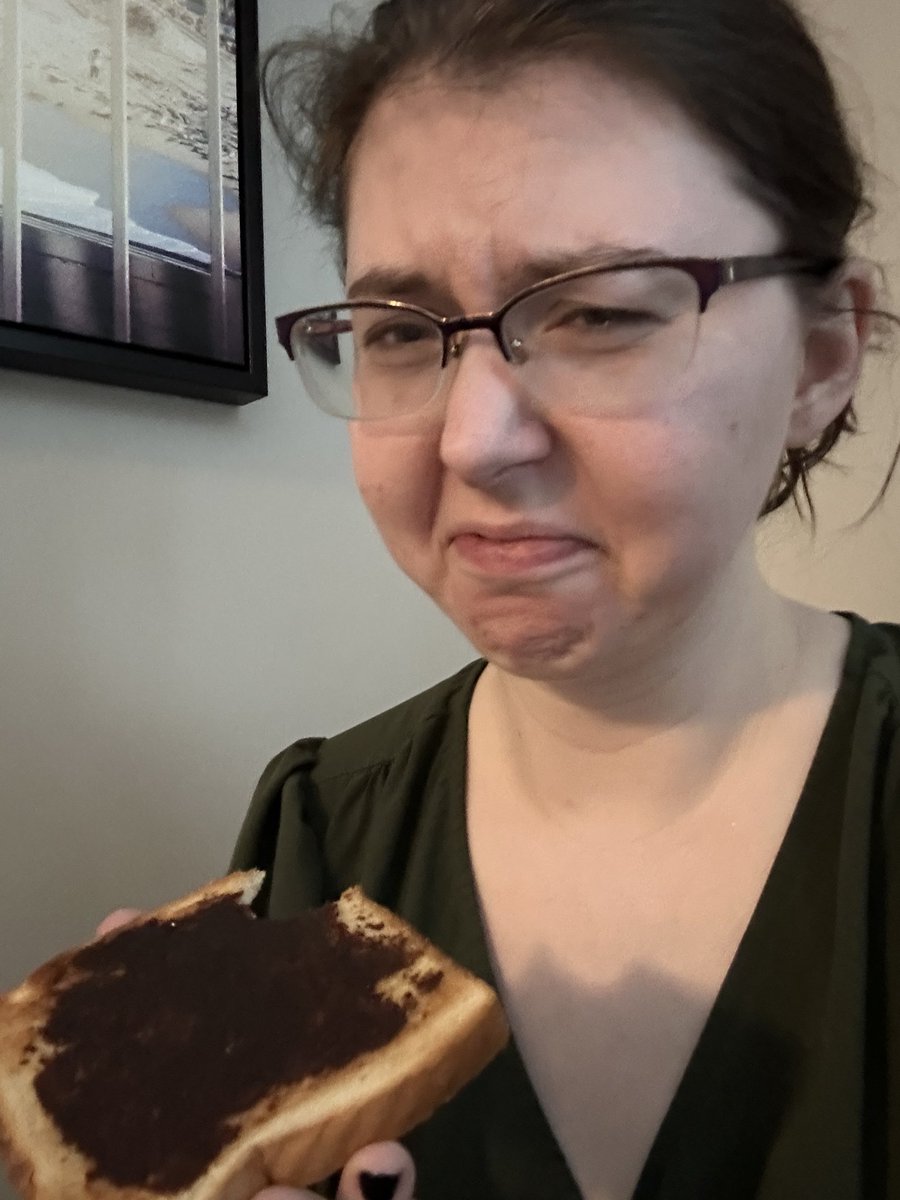 Yatica 🐉💦 tweet media