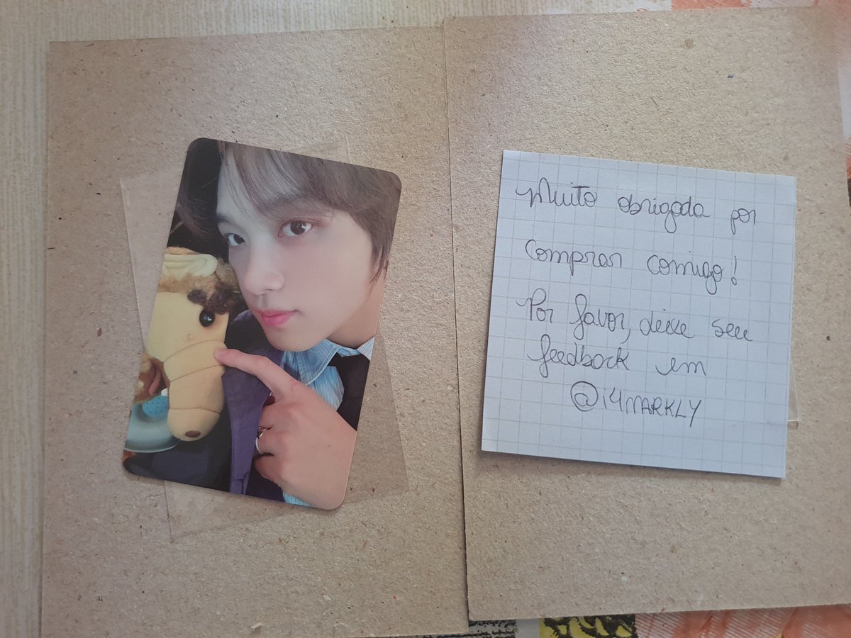 feedback positivo para <a href="/i4markly/">marina</a> a ceg foi super tranquila, muito organizada e o photocard veio mt bem embalado, muito obrigada pela ceg! (⁠~⁠￣⁠³⁠￣⁠)⁠~ ♥️