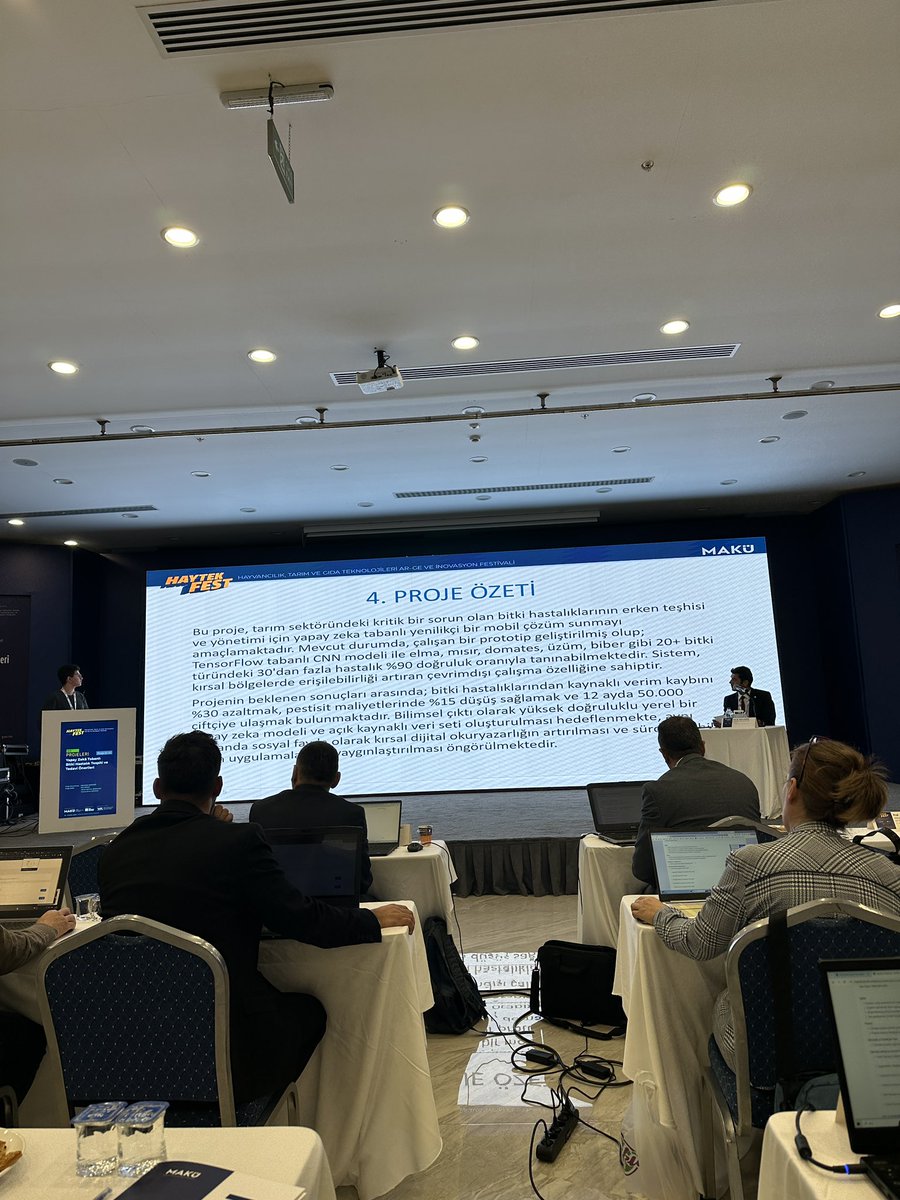 Proje oturumlarımızın son oturumu tamamlandı. 

<a href="/makuedutr/">MAKÜ</a> <a href="/dalgarh/">Prof. Dr. Hüseyin DALGAR</a> <a href="/TCTarim/">T.C. Tarım ve Orman Bakanlığı</a> <a href="/TCSanayi/">Sanayi ve Teknoloji Bakanlığı</a> <a href="/teknofest/">TEKNOFEST</a> #makü #haytekfest #tarım #hayvancılık #teknoloji #inovasyon