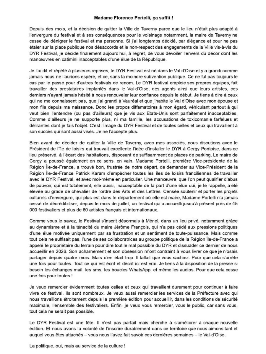 Throwbackm30580's tweet image. Grosse force au festival  #dyr qui subit des pressions pour rien ……