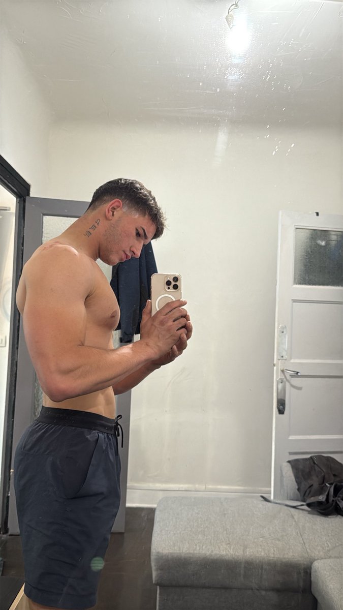 De fasse ou de profil ? 🍆

top4fans.com/Titoupndfree/

top4fans.com/Titouslein VIP
