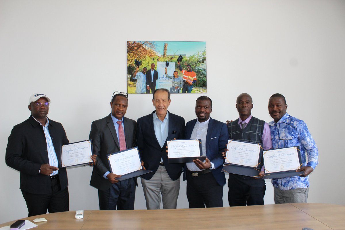 CodevIntl's tweet image. Revivez en images les plus beaux moments de la cérémonie dédiée à nos amis de la Guinée et de la Côte d’Ivoire .
Félicitations pour vos projets inspirants.
Avec CODEV, chaque ambition devient une réussite.