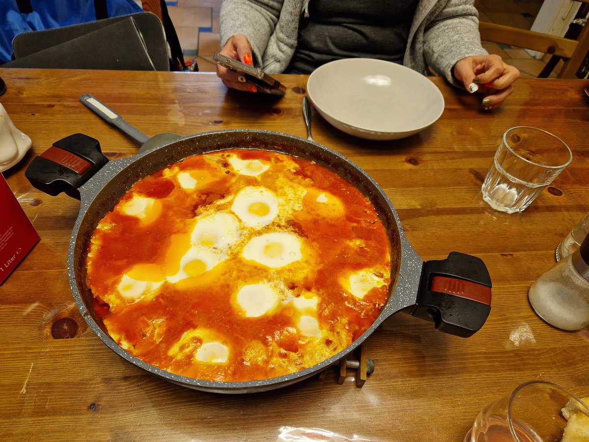 OWHF_Best's tweet image. Essen 🤤