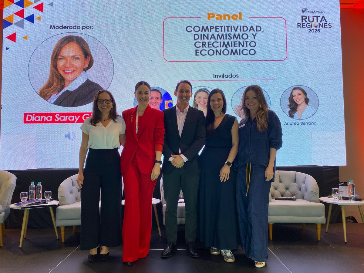 <a href="/JCOrdonez01/">Juan Carlos Ordóñez</a> <a href="/Jp_Remolina/">Juan Pablo Remolina</a> <a href="/jmontoyabozzi/">Juan Camilo Montoya</a> <a href="/unab_online/">Universidad UNAB</a> <a href="/GobdeSantander/">Gobernación de Santander</a> <a href="/GralJuvenalDiaz/">General Juvenal Díaz</a> <a href="/DianaSaray/">Diana Saray Giraldo</a> <a href="/CaracolRadio/">Caracol Radio</a> 🙌 Agradecemos a <a href="/Prisamediaco/">Prisa Media Colombia</a> y <a href="/CaracolBga/">Caracol Bucaramanga</a> <a href="/CaracolRadio/">Caracol Radio</a> por hacernos llegar esta invitación y por propiciar espacios de conversación que impulsan la competitividad y el desarrollo de nuestra región.

#ProSantander #OrgulloSantandereano #SantanderAvanza #Competitividad