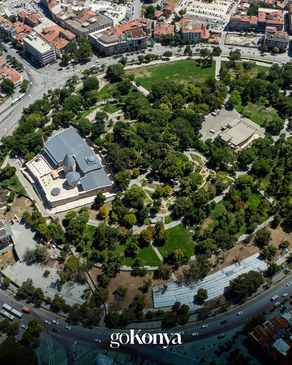 Konya’nın kalbinde yer alan Alaaddin Tepesi, şehrin tarihine tanıklık eden en eski yerleşim alanlarından biri ve Selçuklu döneminden günümüze uzanan bir simge noktasıdır. ✨
#GoKonya