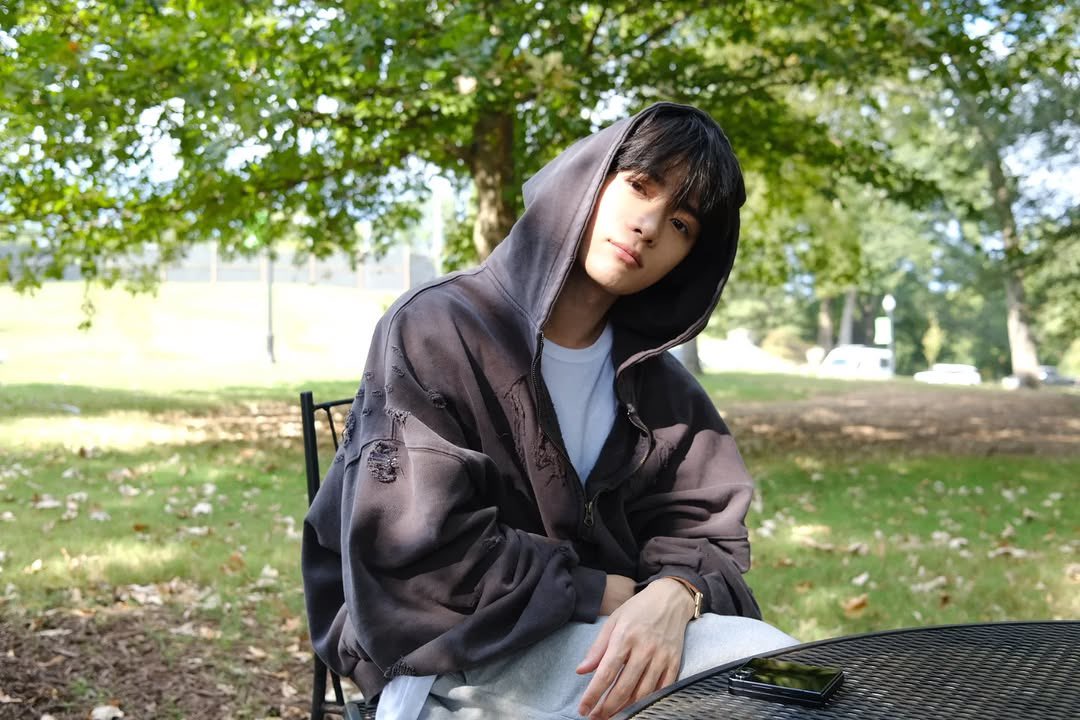 muse_BAM's tweet photo. 가을 겨울 또 봄이 온대도 우리 함께면⋰˚☆ https://t.co/V6BTAgNOmV