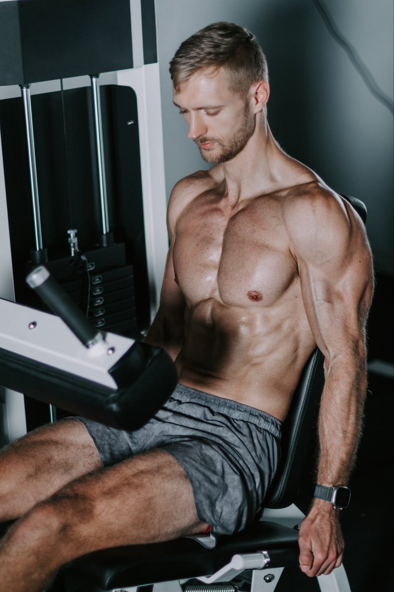 CoachJacobW's tweet image. You don’t need to be perfect…

You just have to show up and give your best with what you’ve got that day.

Showing up is what matters most.

Progress always rewards effort.

#StayConsistent #MiamiTrainer #MindfulFitness #KeepShowingUp #ProgressNotPerfection