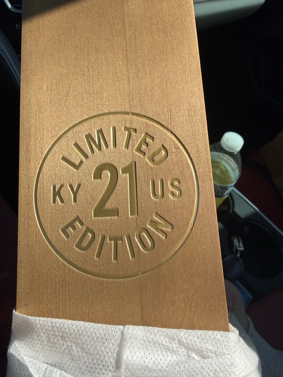 Talk about a lucky day. #KnobCreek21 #Bourbon #OHLQ