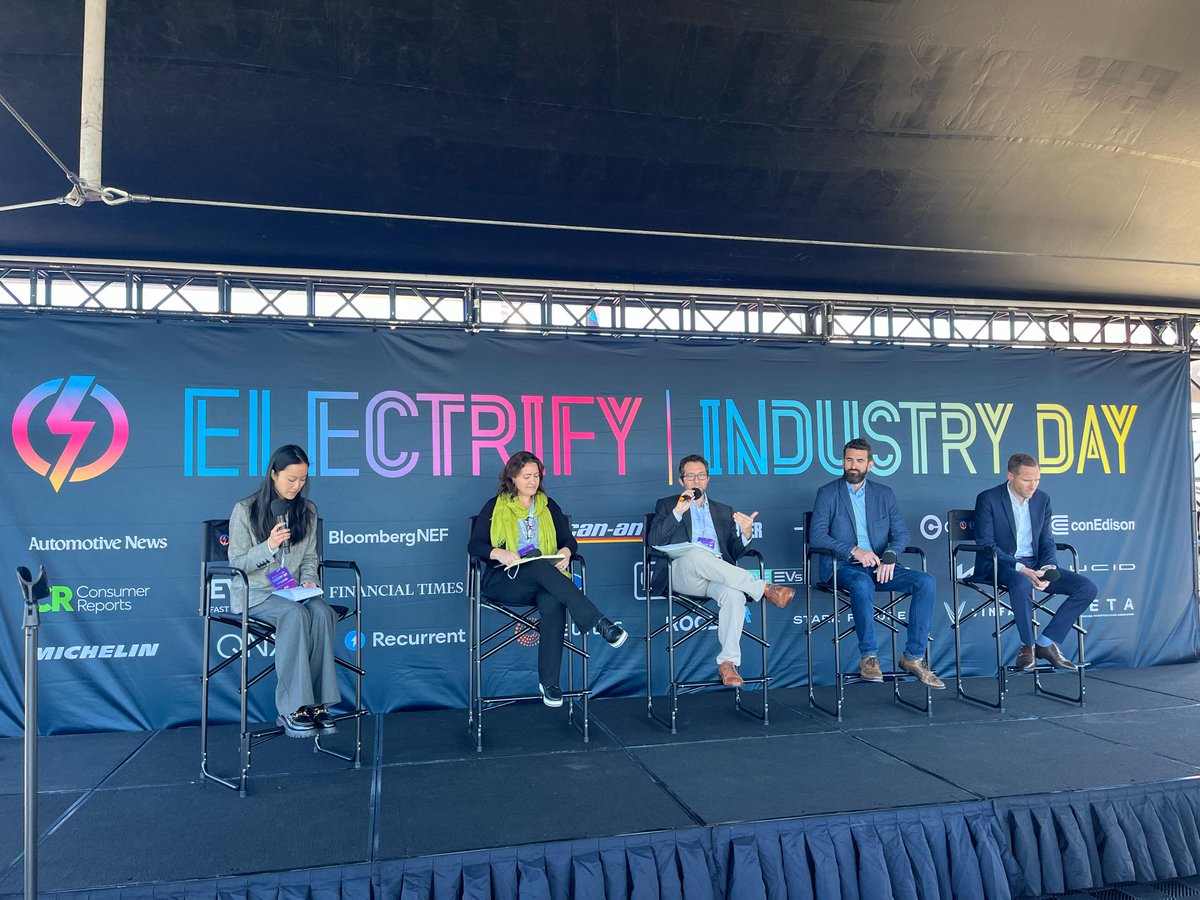 zeta_2030's tweet image. ⚡️ Big conversations at @ElectrifyExpo Industry Day today!
ZETA’s @CoreyBCantor joined a powerhouse panel alongside representatives from ZETA member company @evgonetwork, @BMWGroup, and @ionnaofficial. Together, they unpacked the rapid acceleration of public EV charging…