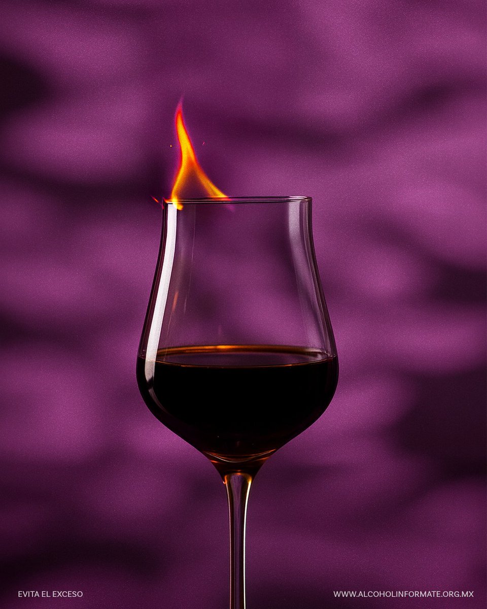 Antes de ser líquido, fue fuego. Así nació Tequila Don Ramón Dark, un elixir de notas profundas y ahumadas, con un color negro que lo hace único en su clase.​

​#laexcelenciadehacertequila #tequiladonramon #lovetequila