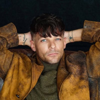 dragmelarry's tweet photo. QUE HOMEM MEU DEUS #NovaFotoDePerfil https://t.co/sg1i4SNPu3