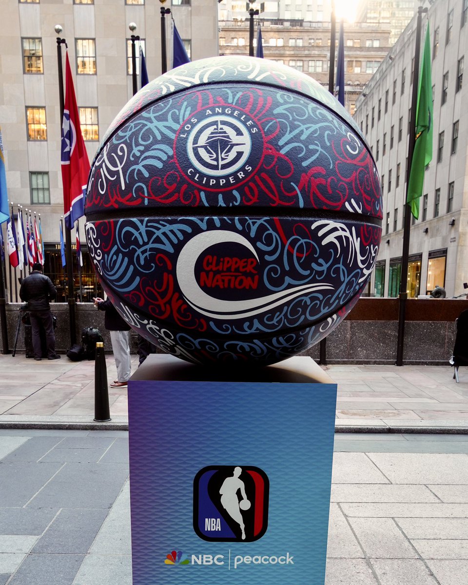 📍 30 Rockefeller Plaza

#ClipperNation shoutout in NYC! @NBAonNBC 