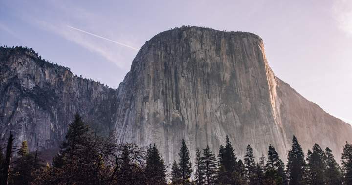 Squatters, base jumpers illegally invade Yosemite amid U.S. government shutdown dlvr.it/TNkpm5