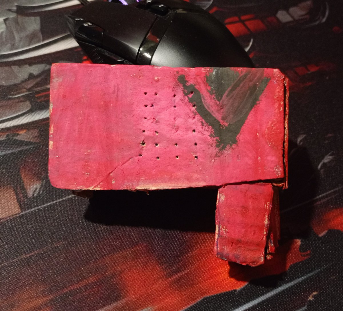 seehux's tweet photo. my 8yo brother made this because "he saw my gun in the game im playing" 😞 now he promotes sen bundle in his elementary school https://t.co/da8YgiGbfi